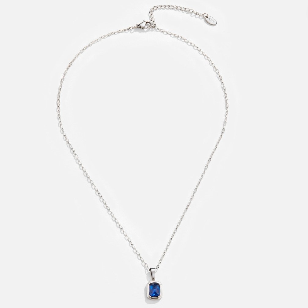 Collana in argento con ciondolo blu oceano
