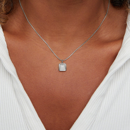 Collana Riva con pendente in pietra di luna